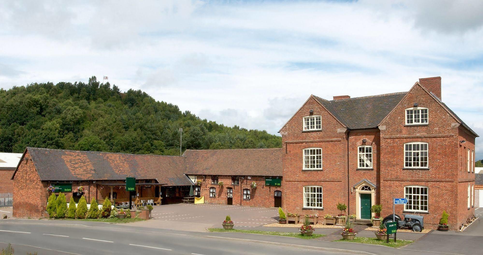 The Barns Hotel Cannock Exteriér fotografie